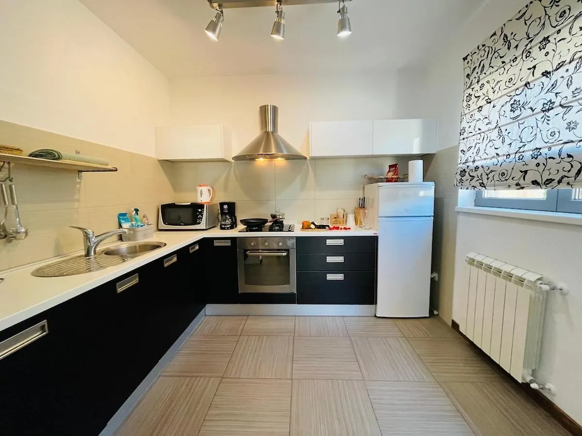 度假居 House Zara Medulin, Tastefully Decorated House别墅